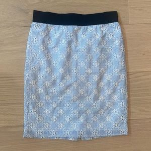Ann Taylor pencil skirt blue pinstripe eyelet detail sz 00P